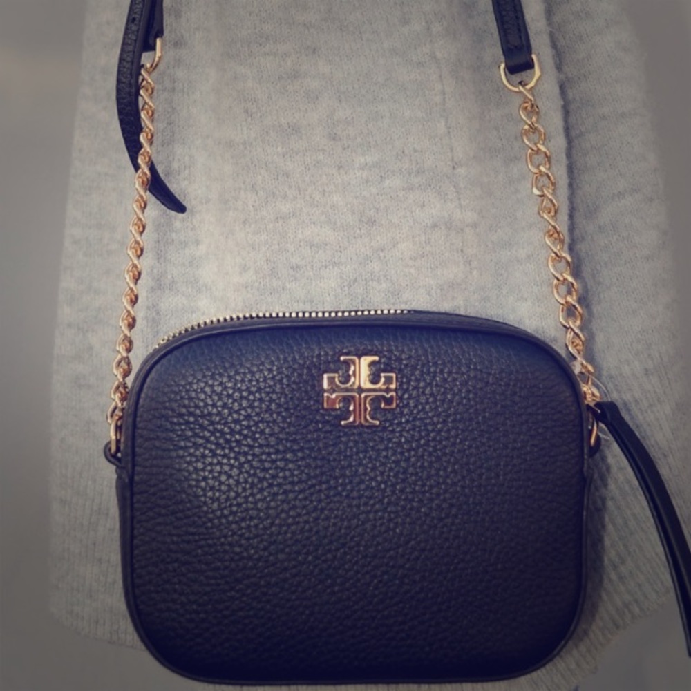 Tory Burch EUC Crossbody Camera Bag